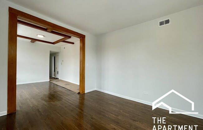 2842 W AUGUSTA