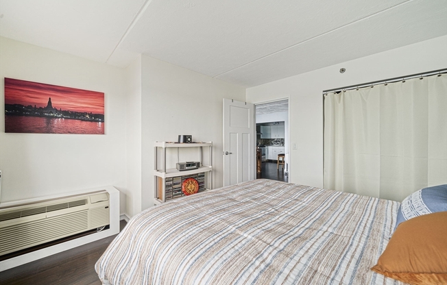 1 bed, 1 bath, 777 sqft, $2,600, Unit 1012