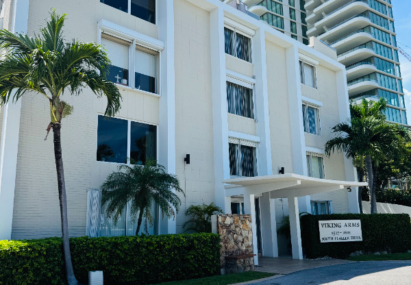 1527 S Flagler Drive