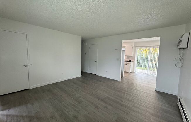 1 bed, 1 bath, $950, Unit 1