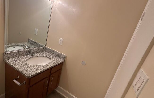 2 beds, 2 baths, 1,000 sqft, $2,150, Unit 14233 #304