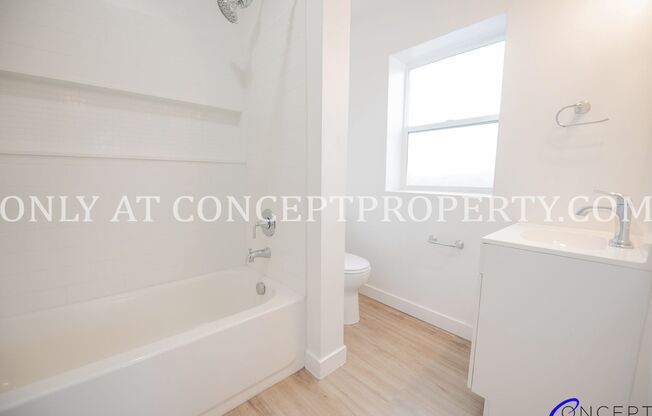 2 beds, 2 baths, 833 sqft, $1,399, Unit 112- (43)