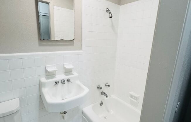 Studio, 1 bath, 556 sqft, $650, Unit 765