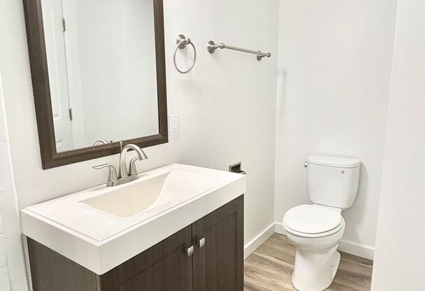 2 beds, 2 baths, 950 sqft, $1,675, Unit 302