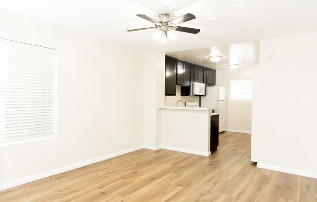 1 bed, 1 bath, 660 sqft, $2,120, Unit 65-101