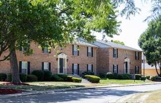 Exterior Apartment Building at Ashmore Trace