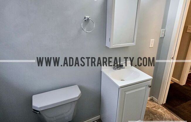 2 beds, 1 bath, $895