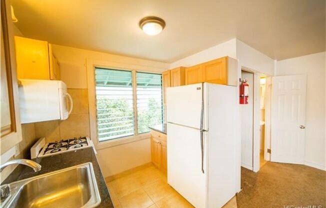 Studio, 1 bath, $1,395, Unit 1804 Poki Street Unit B-1