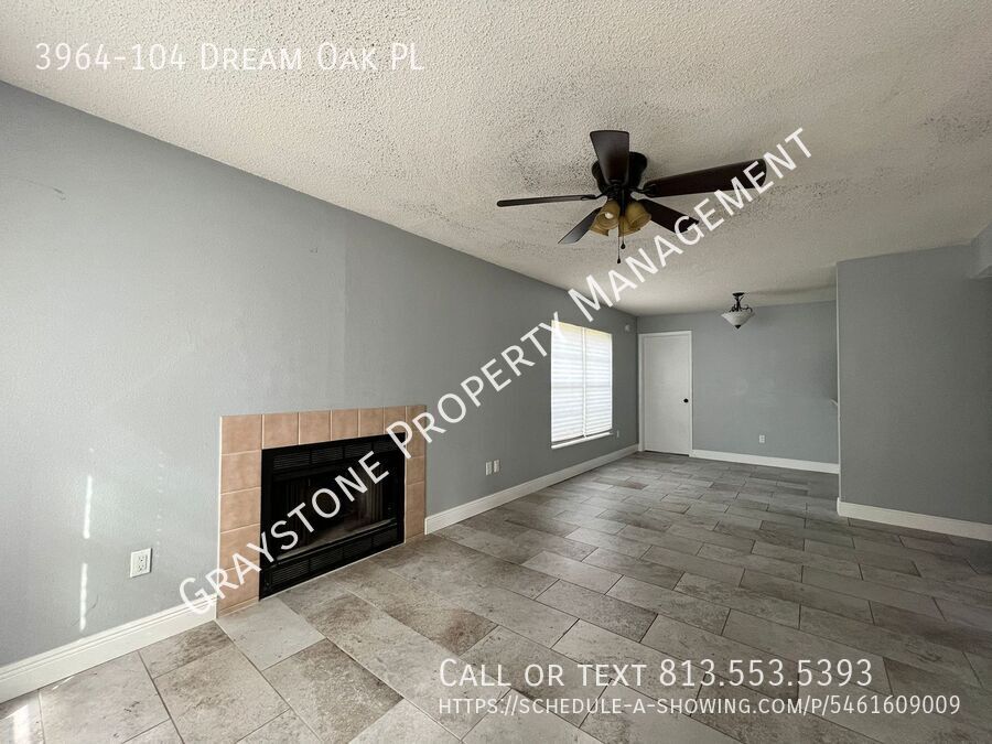 3964 104 DREAM OAK PL