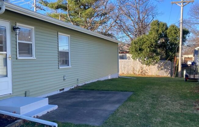 3 Bedroom 2 Bath House in Bettendorf!