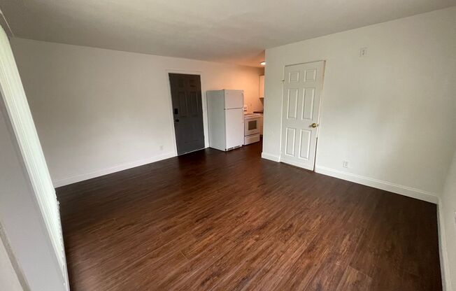 901 South Lincoln
