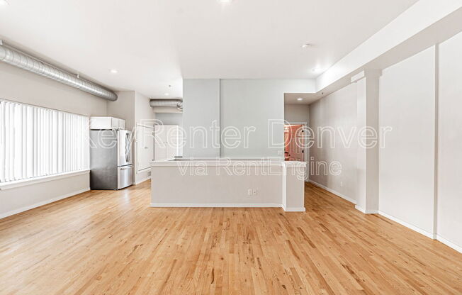 2 beds, 2.5 baths, 1,355 sqft, $2,150, Unit 109