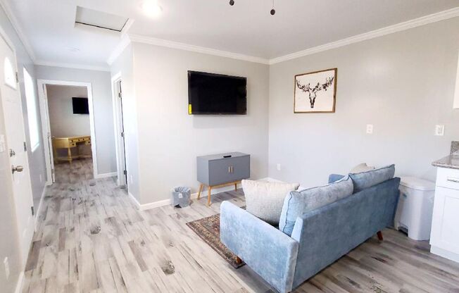 2 beds, 1 bath, $2,400, Unit # ADU