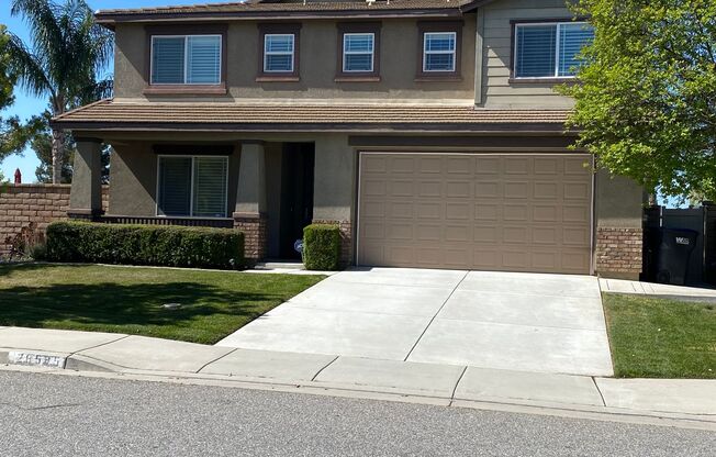 Executive Pool Home in Menifee - AVAILABLE!