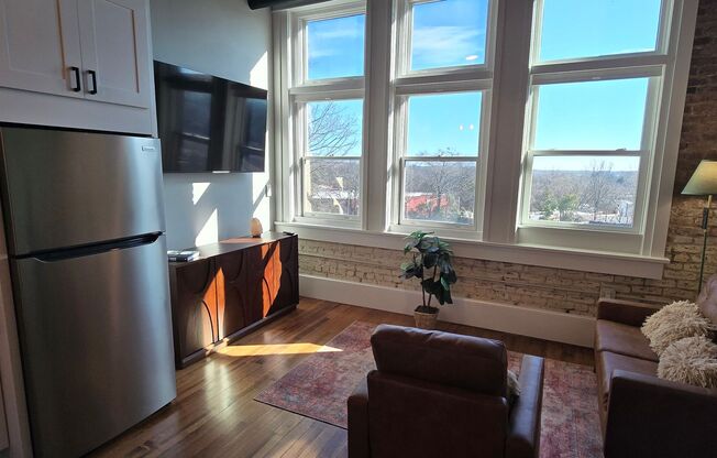 1 bed, 1 bath, 600 sqft, $1,295, Unit 208 BTB - A