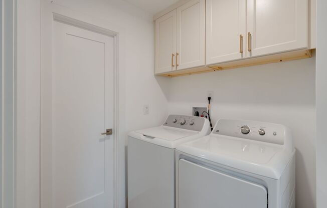 2 beds, 1 bath, 728 sqft, $2,495, Unit 107 Mormon Street, Unit A