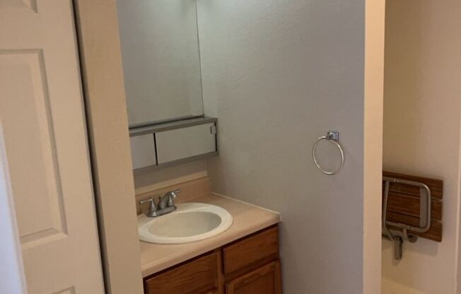 1 bed, 1 bath, 504 sqft, $625, Unit = 3