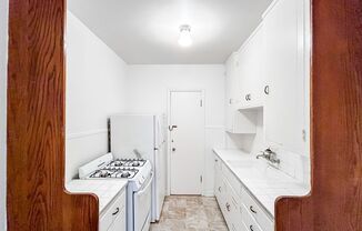 1 bed, 1 bath, 621 sqft, $980, Unit 208
