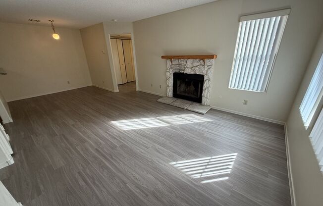 BEAUTIFUL CORNER UNIT CONDO!