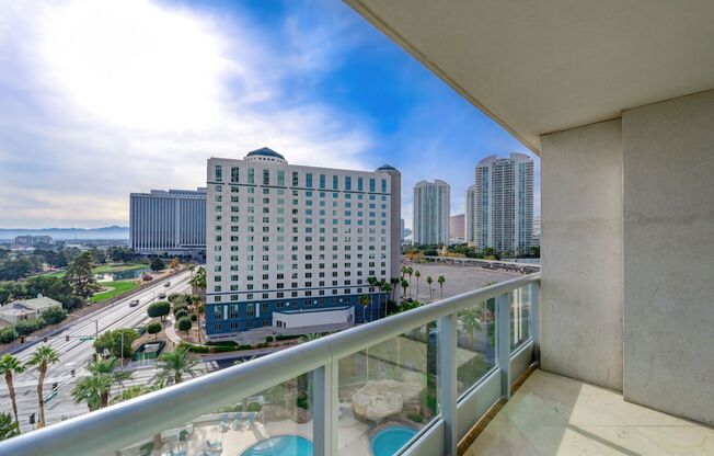 1 bed, 1.5 baths, $1,900, Unit # 804