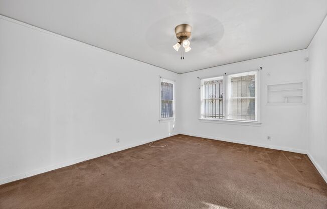 Spacious 3-Bedroom Corner Home with Garage & Private Courtyard