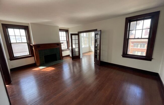 Beautifully Restored 3 BR, 1.5 BR Pre-War Gem in Herron-Morton