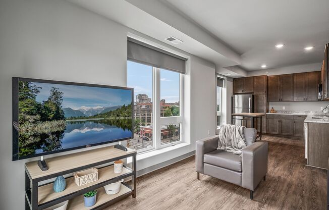 4 beds, 2 baths, 1,231 sqft, $3,240, Unit 305