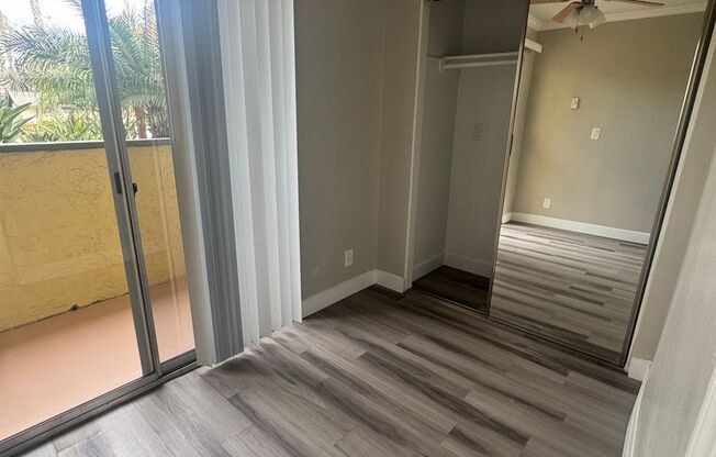 Studio, 1 bath, 415 sqft, $2,475, Unit 17