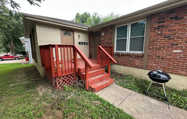 420 N JENNINGS RD