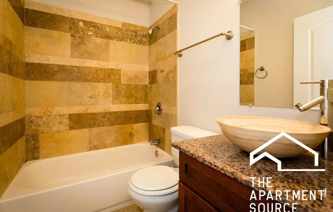 2046 W TOUHY AVE