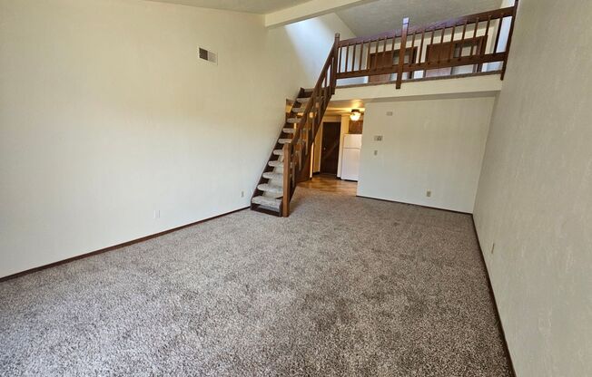 1 bed, 1 bath, 1,078 sqft, $1,229, Unit 1401 079