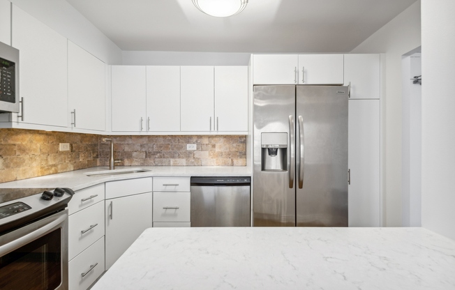 1560 N SANDBURG TERRACE