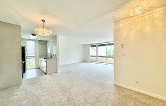 Beautiful 2Bd/2Ba Condo located in La Jolla near Windansea Beach!