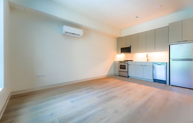 Studio, 1 bath, 484 sqft, $2,685, Unit 325