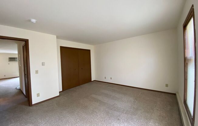 2 beds, 1 bath, 950 sqft, $1,675, Unit 477HC