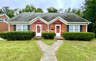 1869 MARIETTA DR