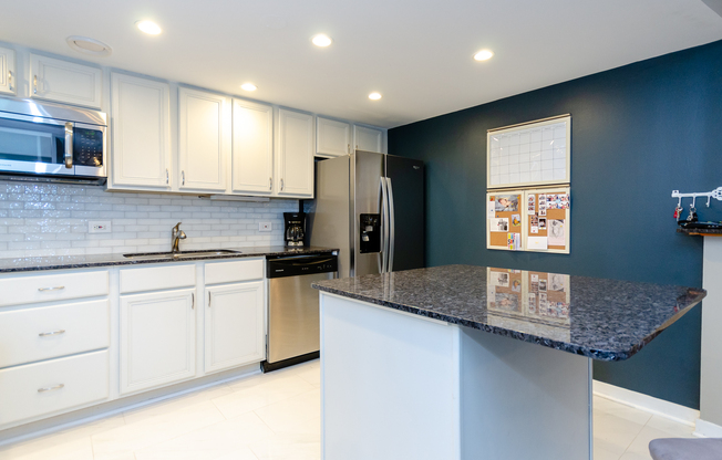 40 E 9th St, Chicago IL 304
