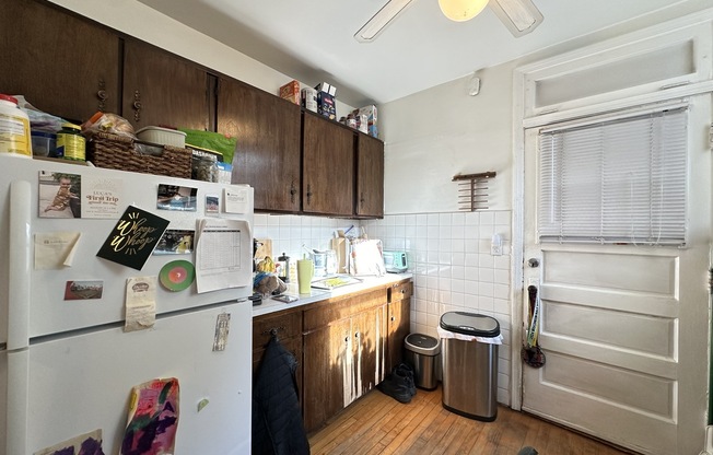 2131 Giddings