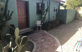 544 E 8 ST