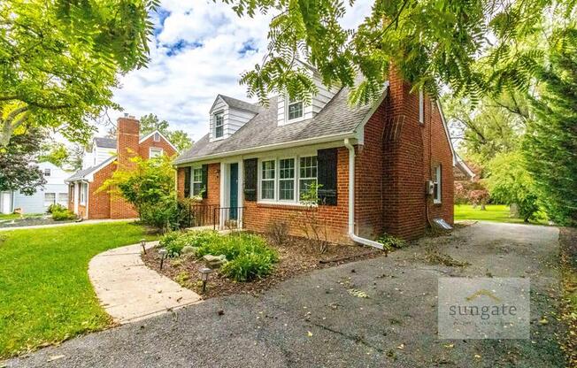 326 LINCOLN AVE