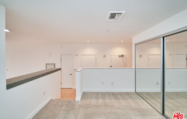 1 bed, 1 bath, 710 sqft, $2,600, Unit 2009