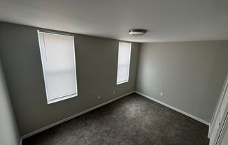 3 beds, 1 bath, $2,100