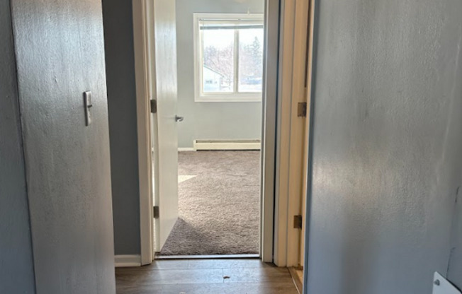 2 beds, 1 bath, 750 sqft, $1,349, Unit 1624-12