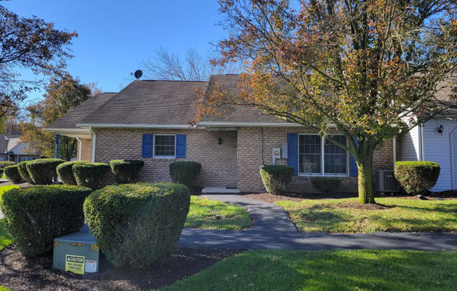 Spacious 2-Bed, 2-Bath Townhouse with Garage in Chambersburg Borough