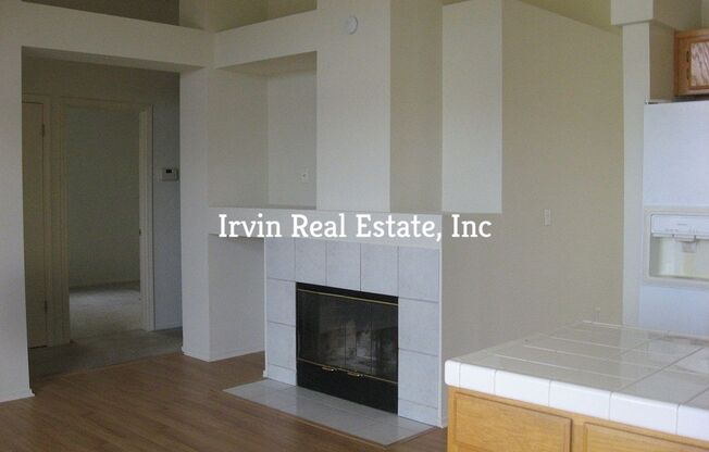 3 beds, 2 baths, $2,895