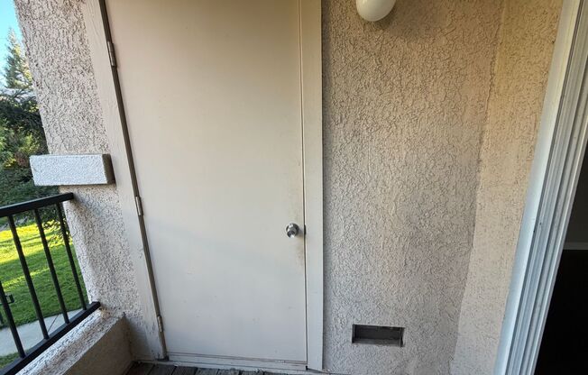 1 bed, 1 bath, $2,100, Unit # 722