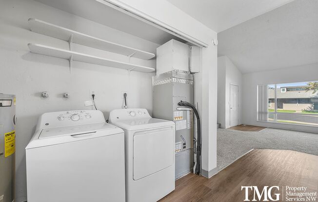 3 beds, 1.5 baths, 1,200 sqft, $1,725, Unit 1330-G5