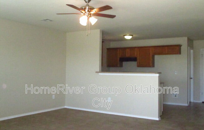 8509 SW 46 PL