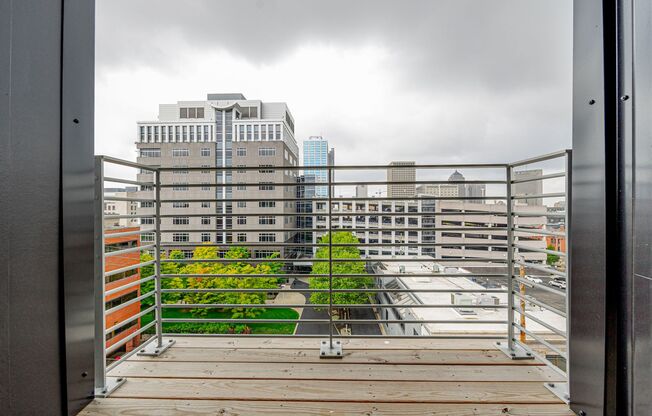 2 beds, 2 baths, 987 sqft, $1,750, Unit 412