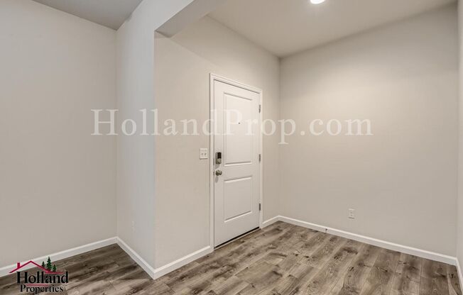 Beautiful Gresham Single-Family Home with a SPECIAL OFFER of $150 credit on your first full month's rent and now with a NEW PRICE at $2,850!